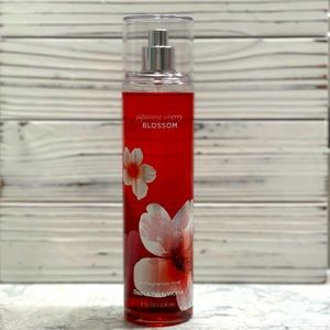 Bath & Body Works Spray: Japanese Cherry Blossom